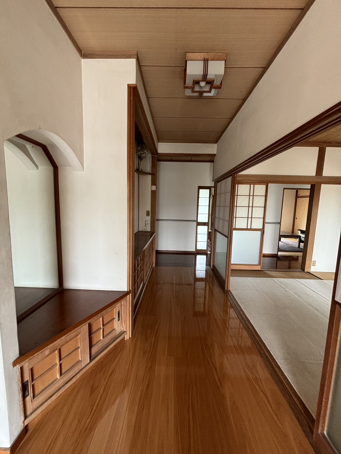 玄関ホール